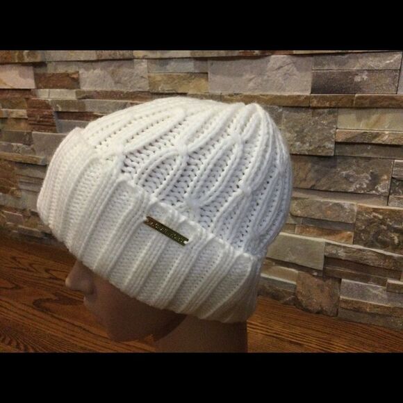 MICHAEL KORS Knit Hat - Picture 4 of 10